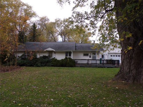 10040 Peach St, Girard, PA, 16417-9205 | Card Image