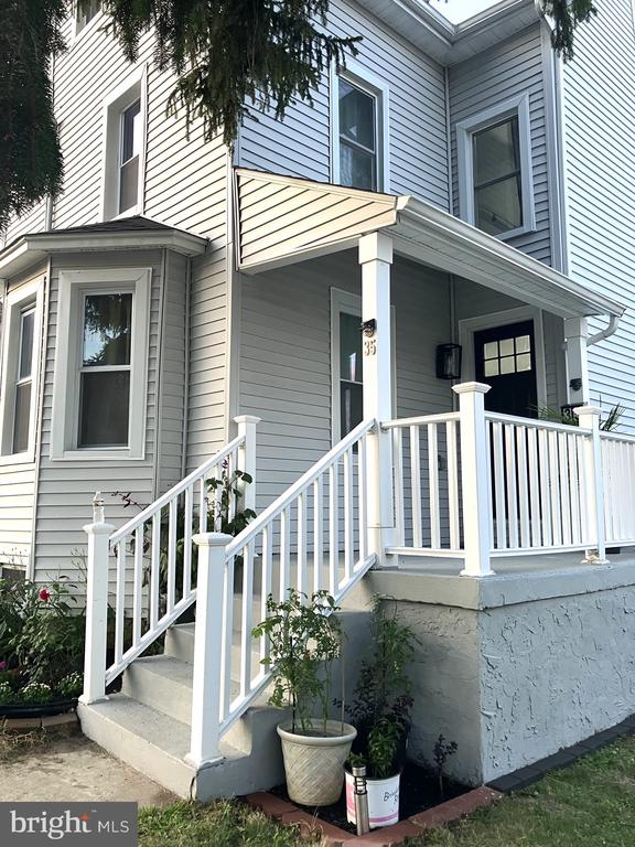 Walnut St, Morton, PA 19070
