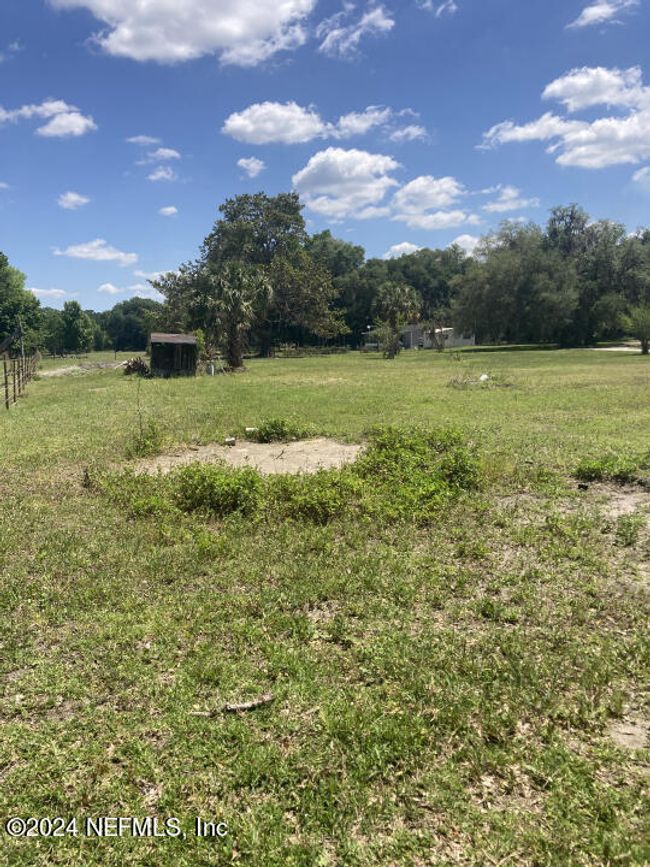 1 701 Walker Drive, For Sale in Interlachen Zoocasa