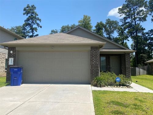 16937 Rich Pines Dr, Conroe, TX, 77302-2009 | Card Image