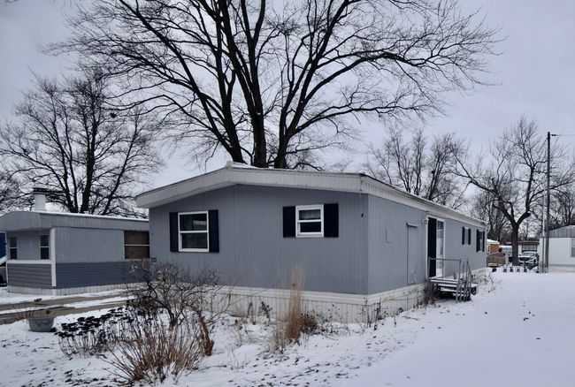 TRLR-133 - 605 Pine St, Home with 3 bedrooms, 2 bathrooms and 2 parking in Normal IL | Image 6