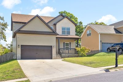 449 Woodtrace Dr, House other with 3 bedrooms, 2 bathrooms and 4 parking in Clarksville TN | Image 3