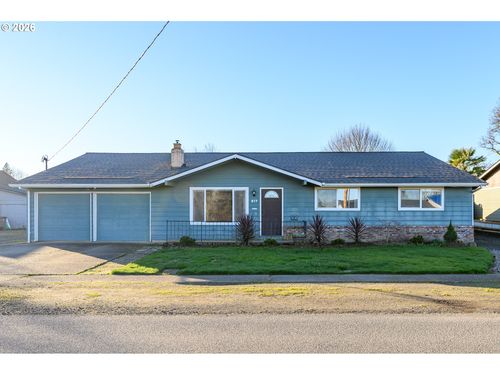 217 S 3rd St, Carlton, OR, 97111 | Card Image