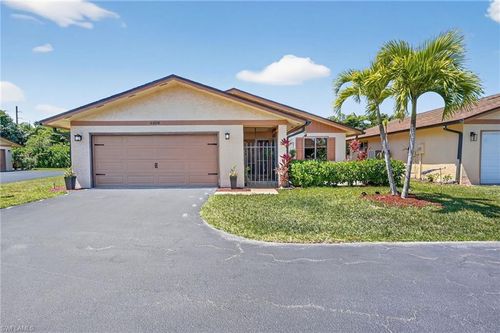 6458 Royal Woods Dr, FORT MYERS, FL, 33908-6191 | Card Image