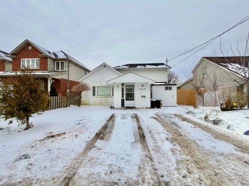 6294 Ash St, Niagara Falls, ON, L2G2H5 | Card Image