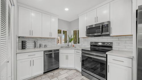 610 E Royal Palm Square N, Phoenix, AZ, 85020 | Card Image