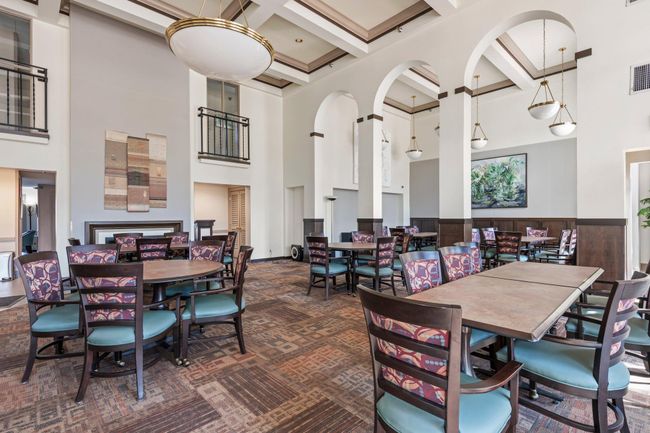 Party room | Image 9