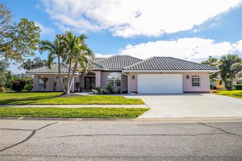 521 Pennyroyal Pl, VENICE, FL, 34293-7234 | Card Image