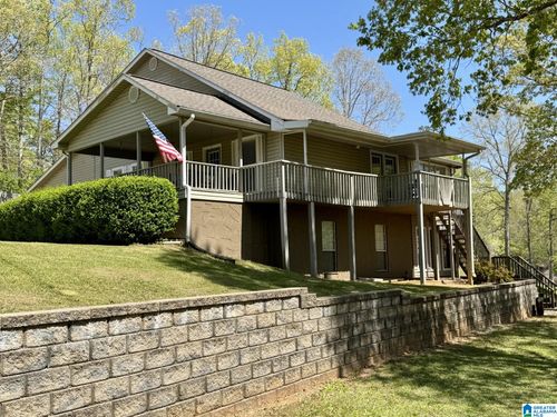 111 Warren Dr, WEDOWEE, AL, 36278-4401 | Card Image