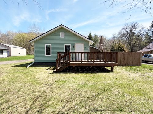 580 1st Ave, Cumberland, WI, 54829-9536 | Card Image
