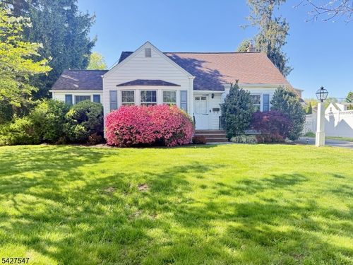 1 Roselle Ave, Cranford, NJ, 07016-2532 | Card Image