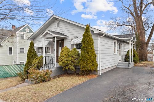 13 Allen St, Bristol, CT, 06010-6432 | Card Image