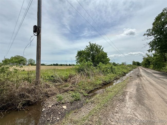 View of the west side | Image 28