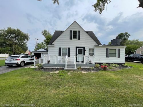31711 Leona St, Garden City, MI, 48135-1341 | Card Image