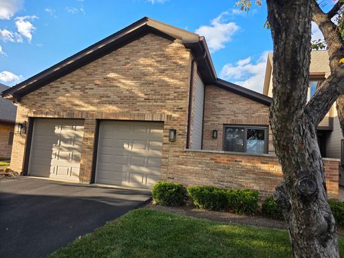 1764 Pebble Beach Dr, Hoffman Estates, IL, 60169-1176 | Card Image
