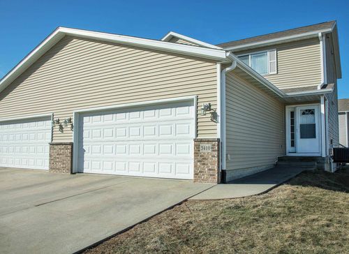 3410 Governor Ct, Waterloo, IA, 50702-5617 | Card Image
