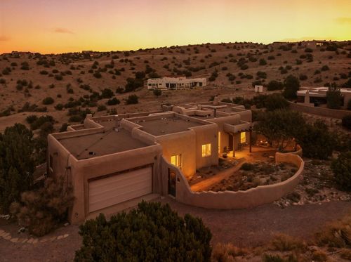 25 Aspen Rd, Placitas, NM, 87043-9108 | Card Image