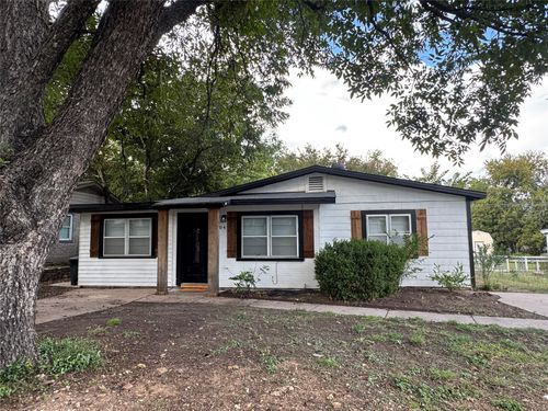 204 Live Oak Ln, Weatherford, TX, 76086-5158 | Card Image