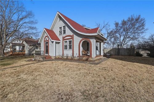 212 High St, Platte City, MO, 64079-8135 | Card Image