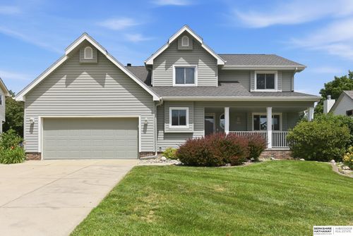 1209 Cork Dr, Papillion, NE, 68046-3027 | Card Image