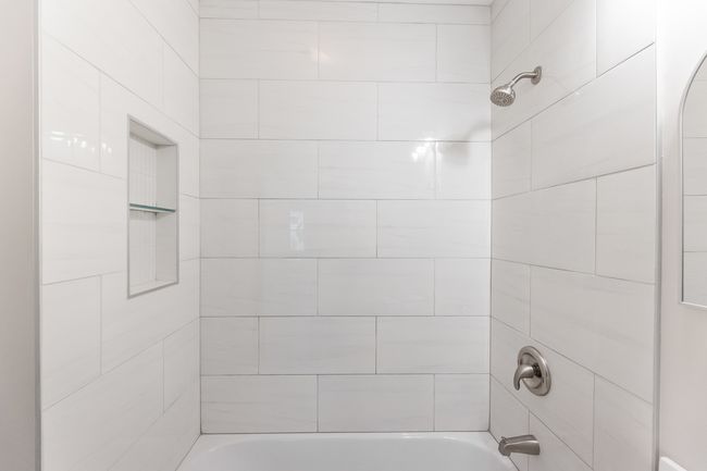 2027 S 6 Th Ave, House other with 3 bedrooms, 1 bathrooms and 2 parking in Maywood IL | Image 12