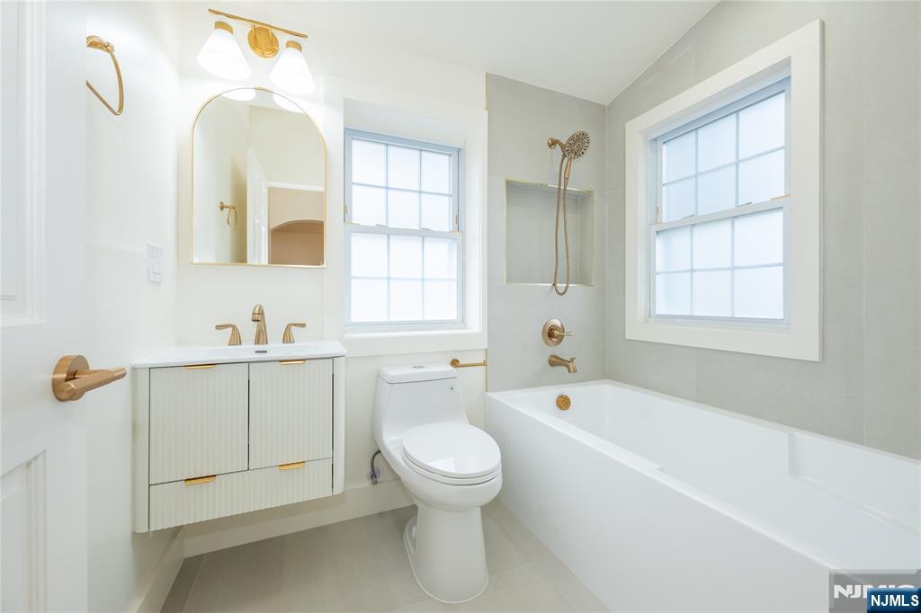 Residential Lease in South Orange Village 3