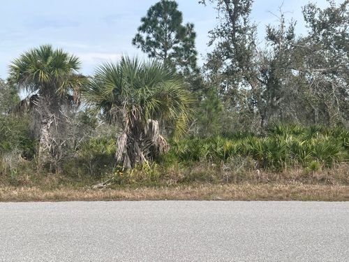 310 Halloran St, PORT CHARLOTTE, FL, 33953 | Card Image