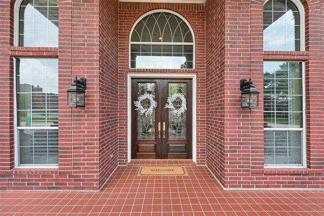 Front porch. | Image 5
