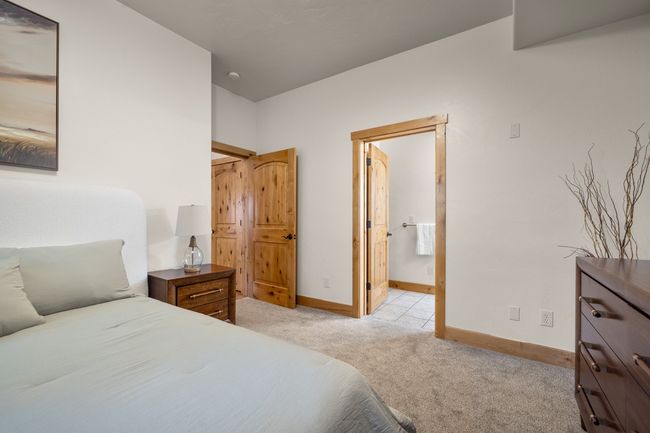 Primary Suite | Image 29
