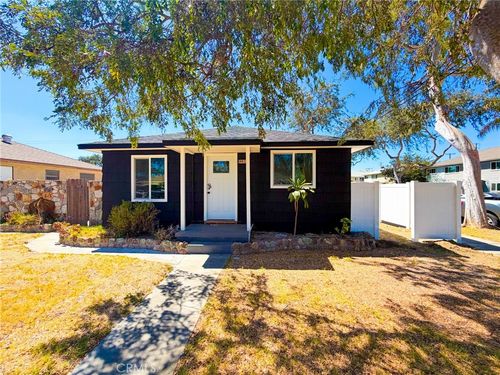 401 S Gilbert St, Fullerton, CA, 92833-3222 | Card Image
