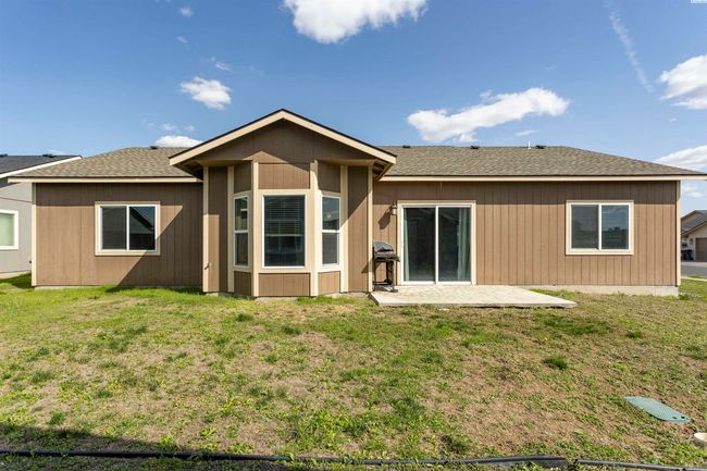 615 N Larkspur Ln, Home with 3 bedrooms, 2 bathrooms and null parking in Othello WA | Image 25