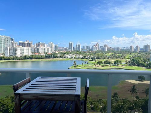 1805-3625 N Country Club Dr, Aventura, FL, 33180 | Card Image