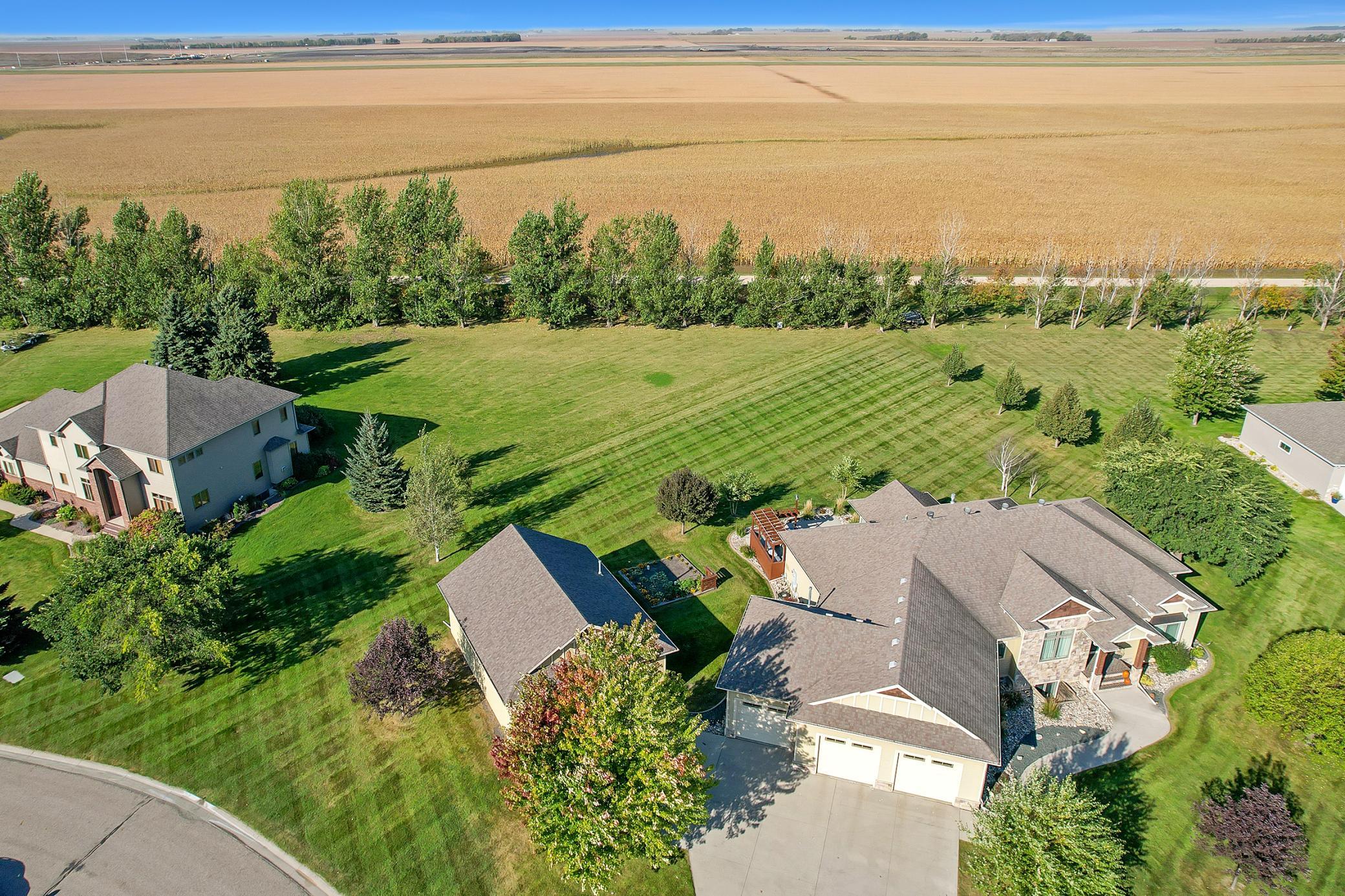 Residential in Horace 2