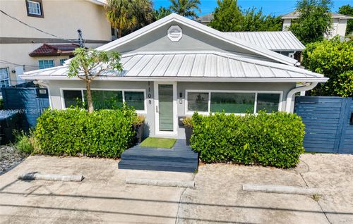 0-1108 Ne 2nd Ave, Fort Lauderdale, FL, 33304 | Card Image
