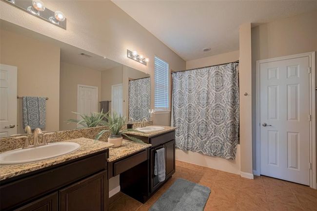 4323 N Vineyard Mdw Ln, House other with 3 bedrooms, 2 bathrooms and 2 parking in Katy TX | Image 29