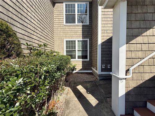 a-1-70 Turner Street, Warwick, RI, 02886 | Card Image