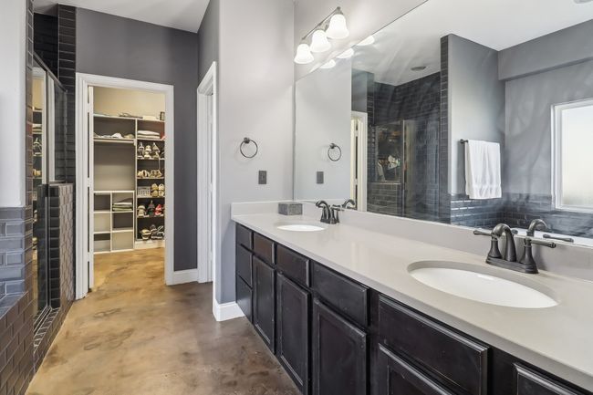 601 N Lancaster Ave, House other with 3 bedrooms, 2 bathrooms and null parking in Dallas TX | Image 13