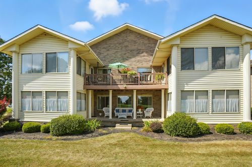 823 Leesburg Ave, Washington Court House, OH, 43160-1253 | Card Image