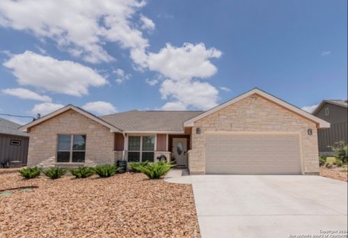 1421 Cottonwood Rd, Fischer, TX, 78623 | Card Image