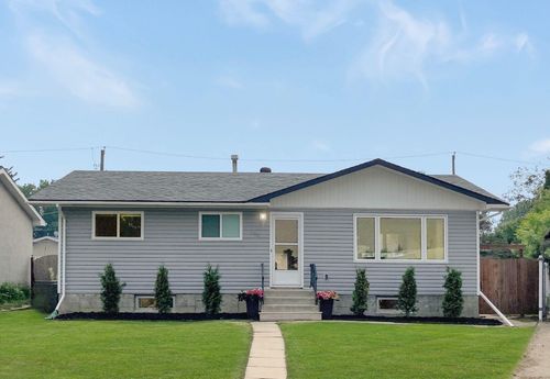 4729 56 Avenue, High Prairie, AB, T0G1E0 | Card Image
