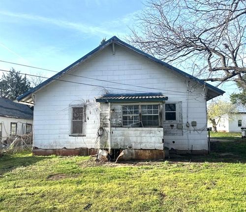 19 7th Ave Ne, Ardmore, OK, 73401-6803 | Card Image