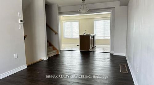 36-470 Linden Dr, Cambridge, ON, N3H0C7 | Card Image