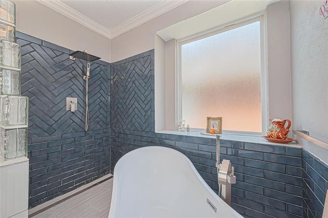5803 Slashwood Ln, House other with 4 bedrooms, 4 bathrooms and 3 parking in Spring TX | Image 38