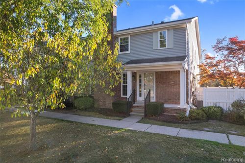 42142 Gladwin St, Northville, MI, 48167-2404 | Card Image