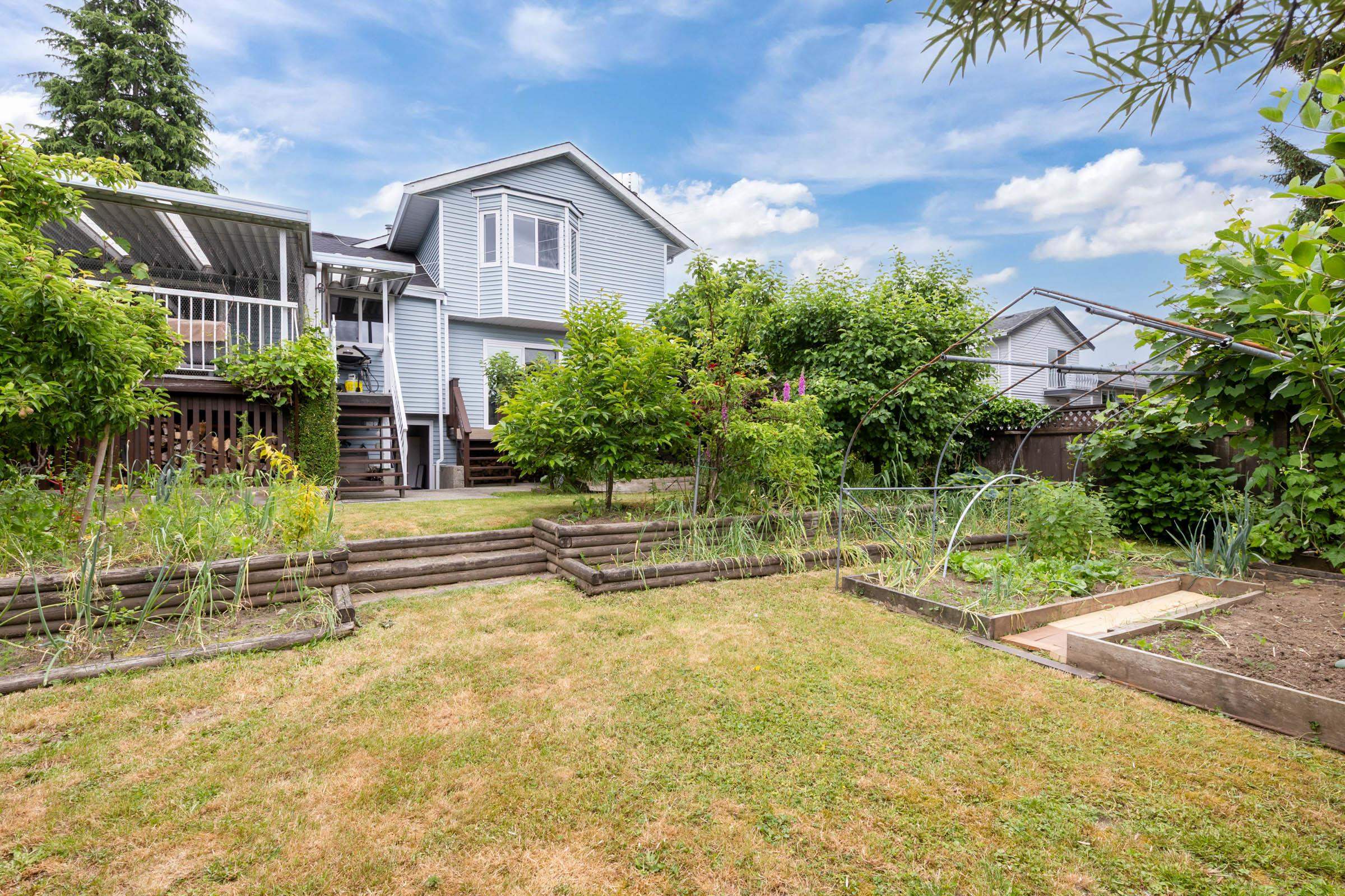 Residential in Maple Ridge 5