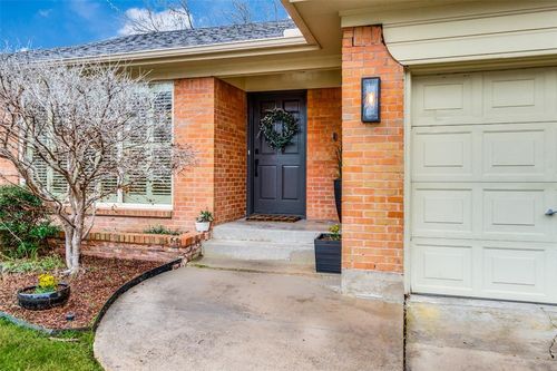 9131 Longmont Drive, Dallas, TX, 75238 | Card Image