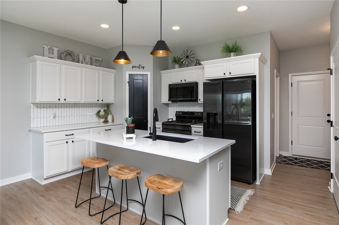 28th St, Norwalk, IA 50211