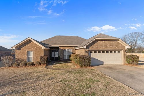 103 Brookshire Dr, Deatsville, AL, 36022-3285 | Card Image