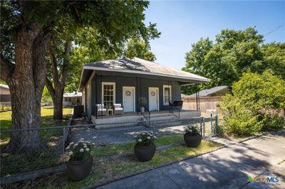 240 Clemens Avenue, House other with 3 bedrooms, 2 bathrooms and null parking in New Braunfels TX | Image 3