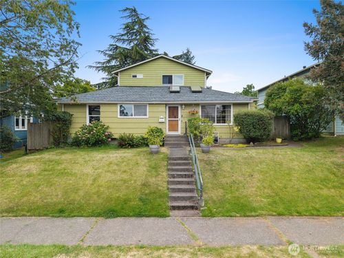 4821 S Brandon St, Seattle, WA, 98118-2359 | Card Image